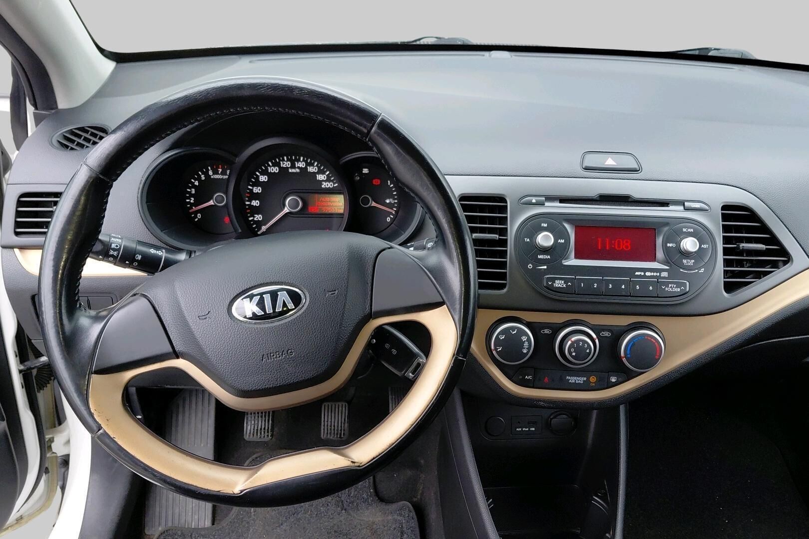 Kia Picanto iso kuva 2