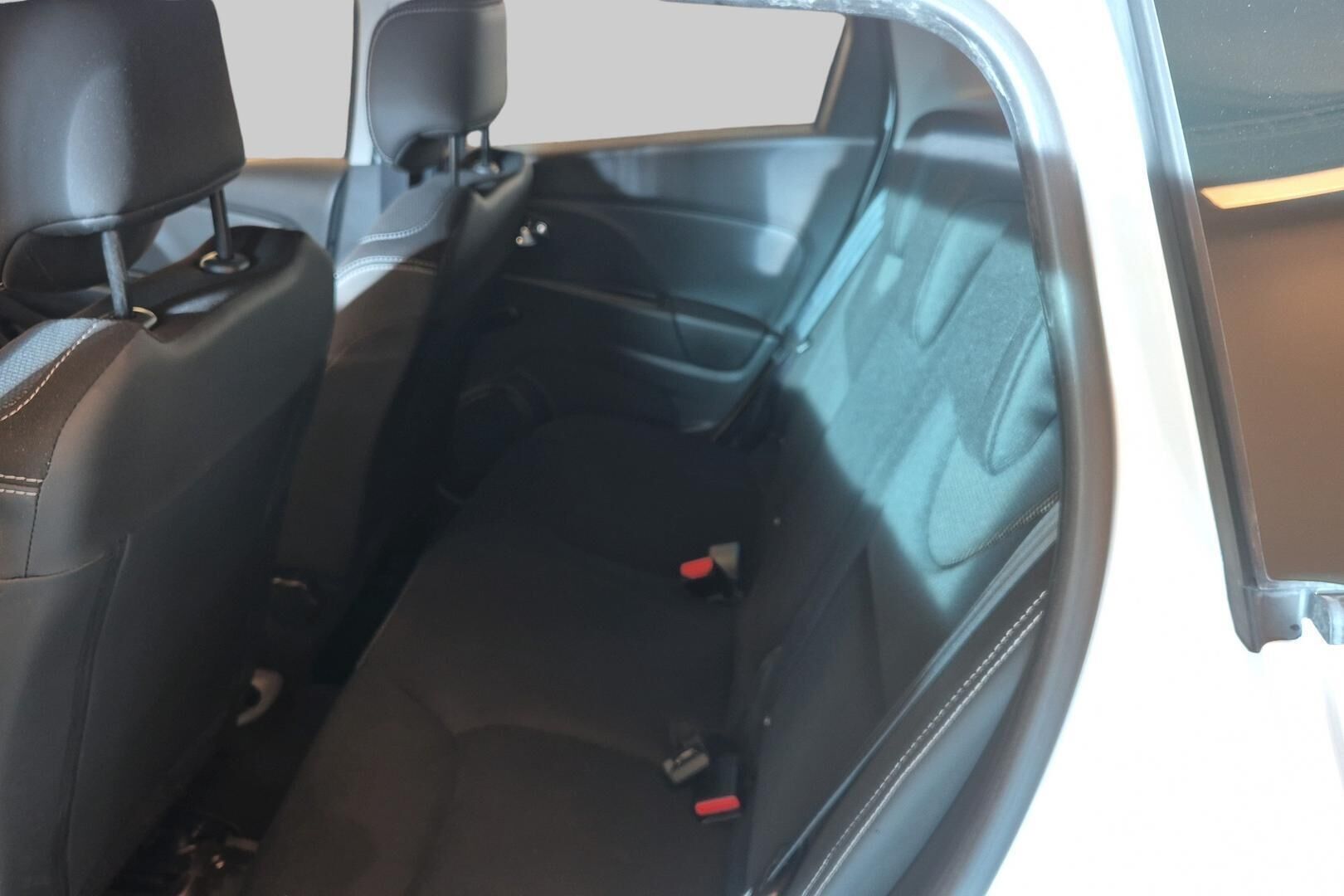 Renault Clio iso kuva 10