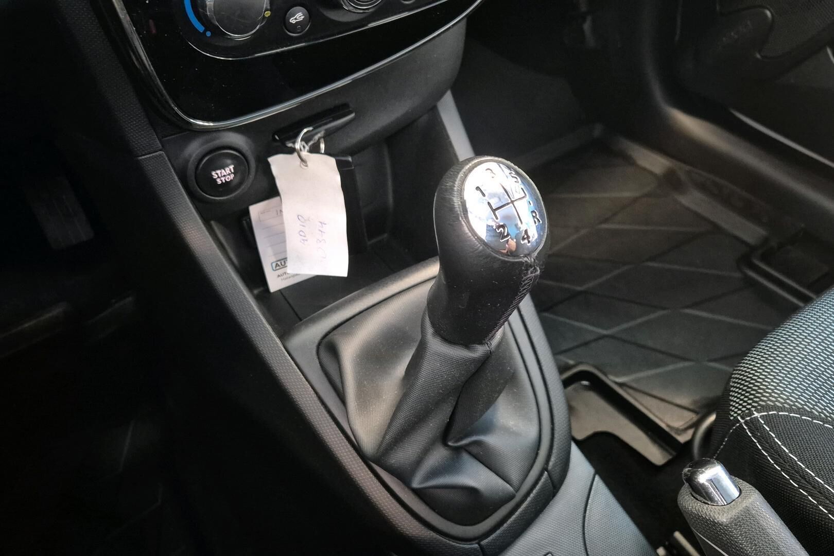 Renault Clio iso kuva 17