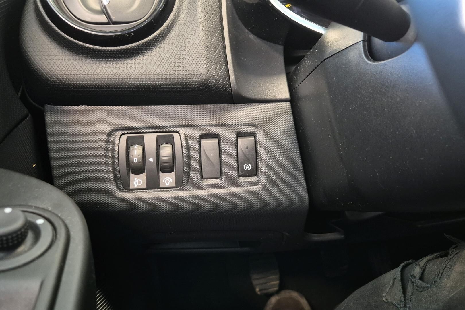 Renault Clio iso kuva 21