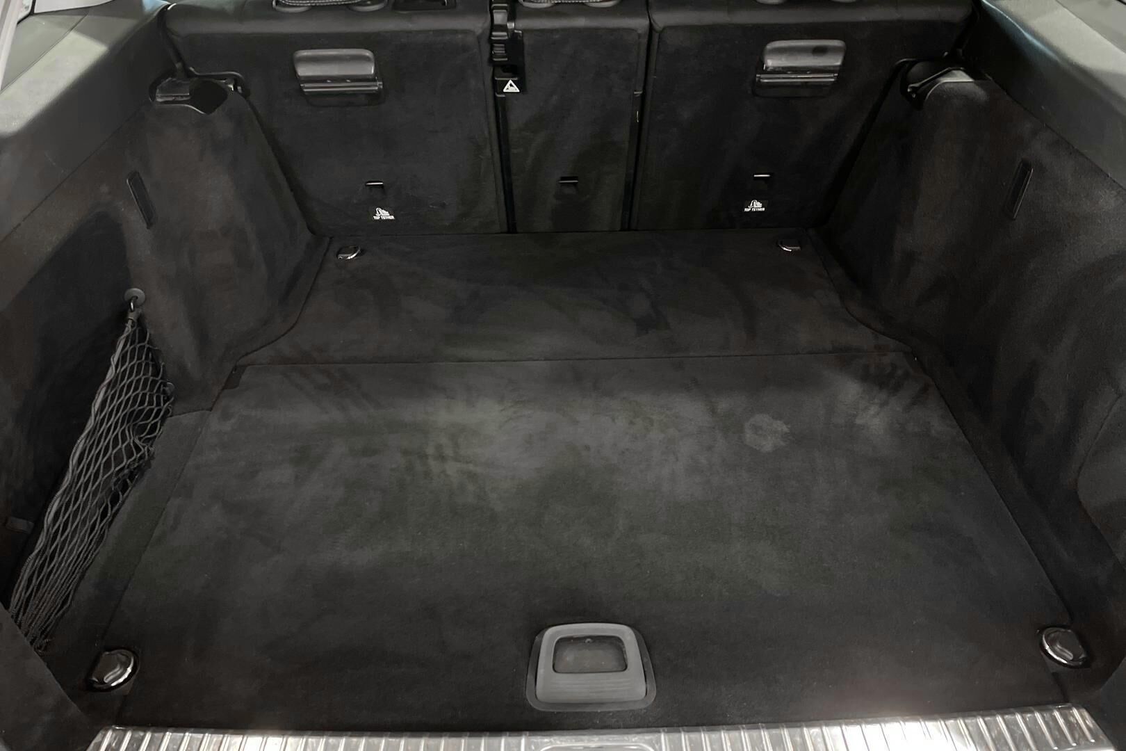 Mercedes-Benz C iso kuva 21