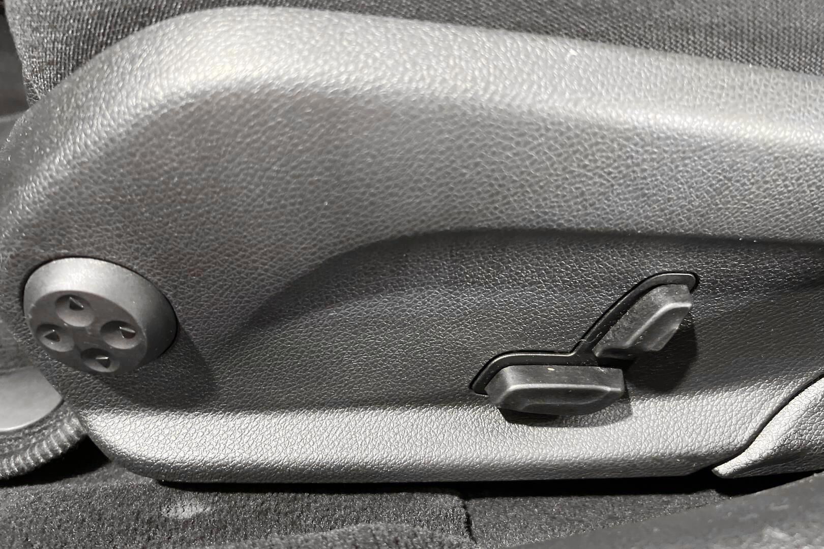 Mercedes-Benz C iso kuva 11