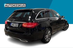 Mercedes-Benz C esikatselu 4
