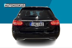 Mercedes-Benz C esikatselu 20