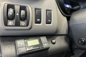 Renault Trafic esikatselu 30