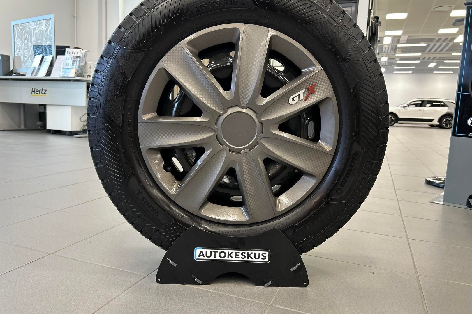 Renault Trafic iso kuva 28