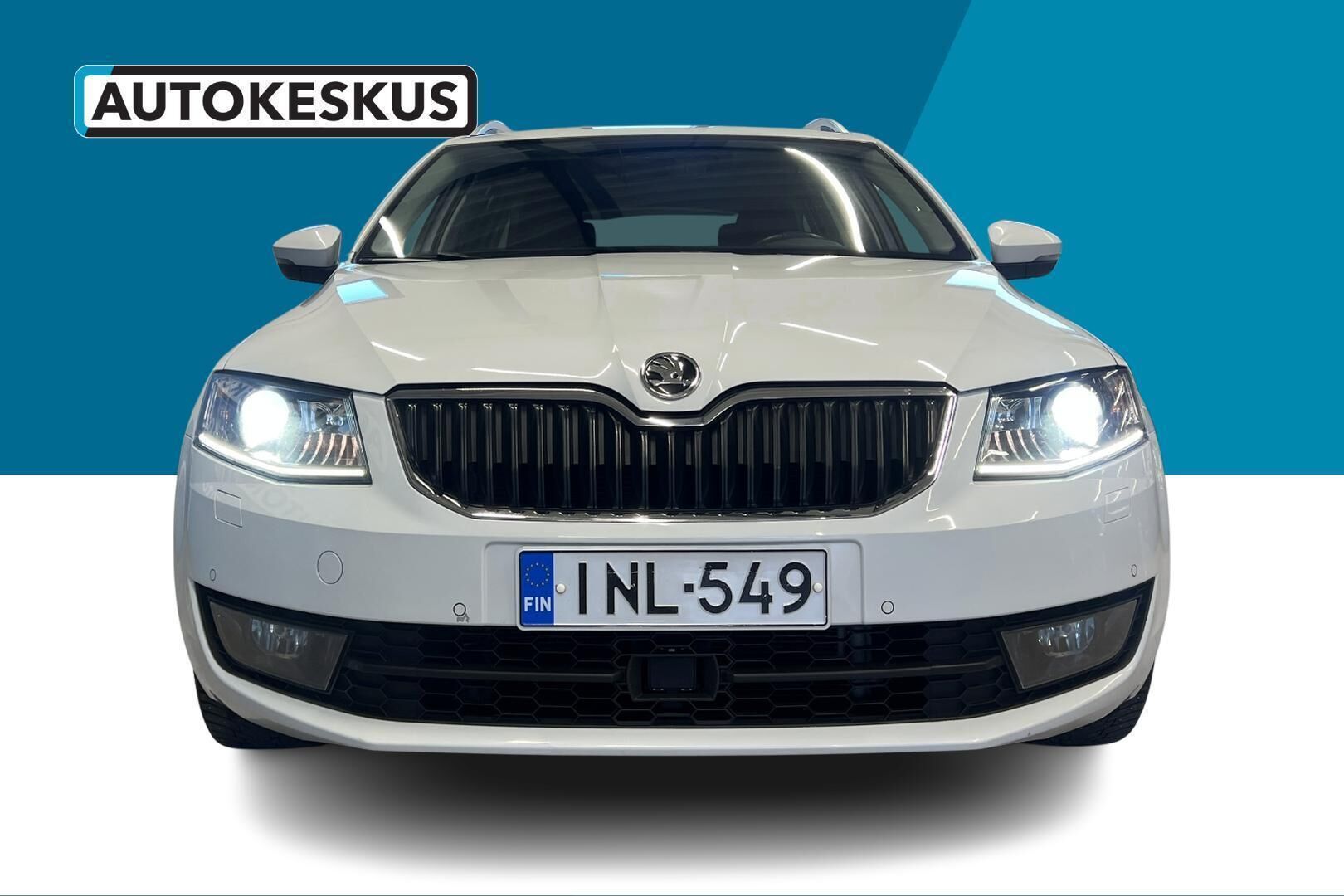 Skoda Octavia iso kuva 2