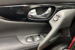 Nissan Qashqai esikatselu 23