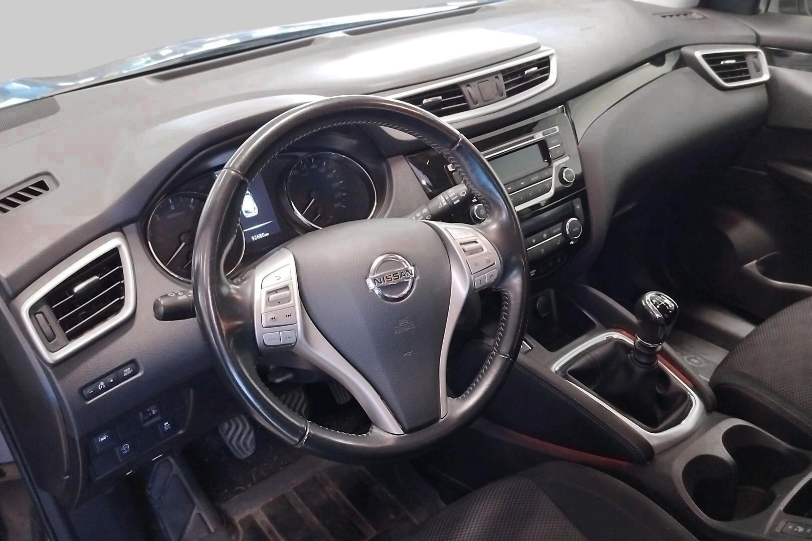 Nissan Qashqai iso kuva 2