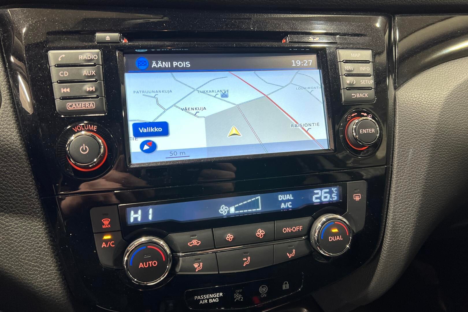 Nissan Qashqai iso kuva 17