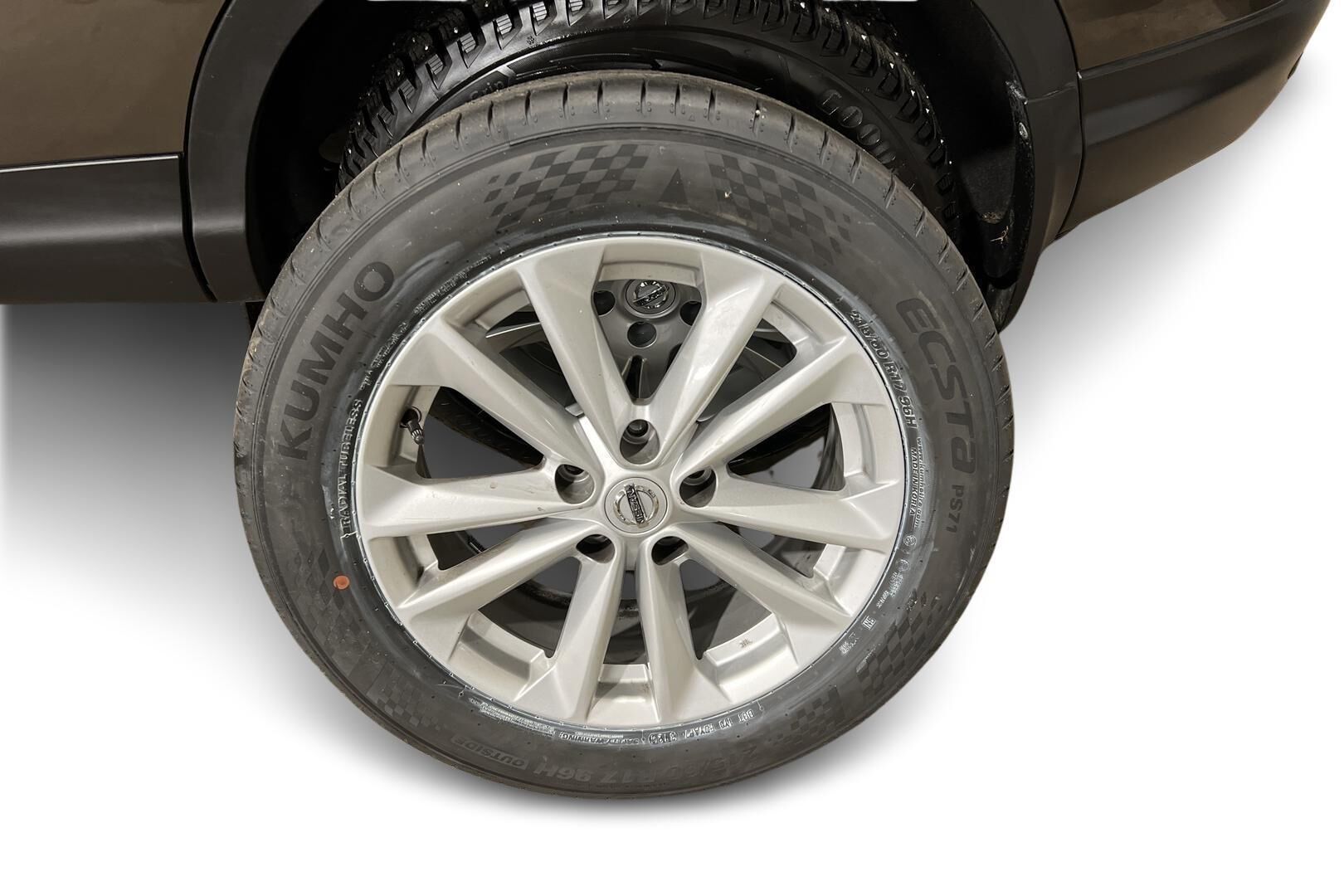 Nissan Qashqai iso kuva 19