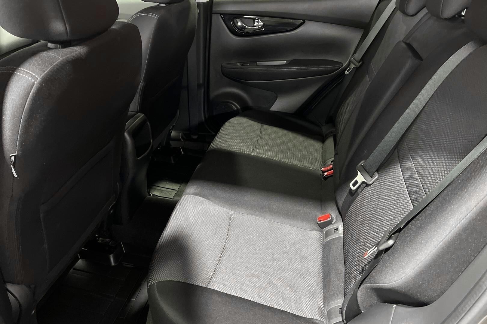 Nissan Qashqai iso kuva 9