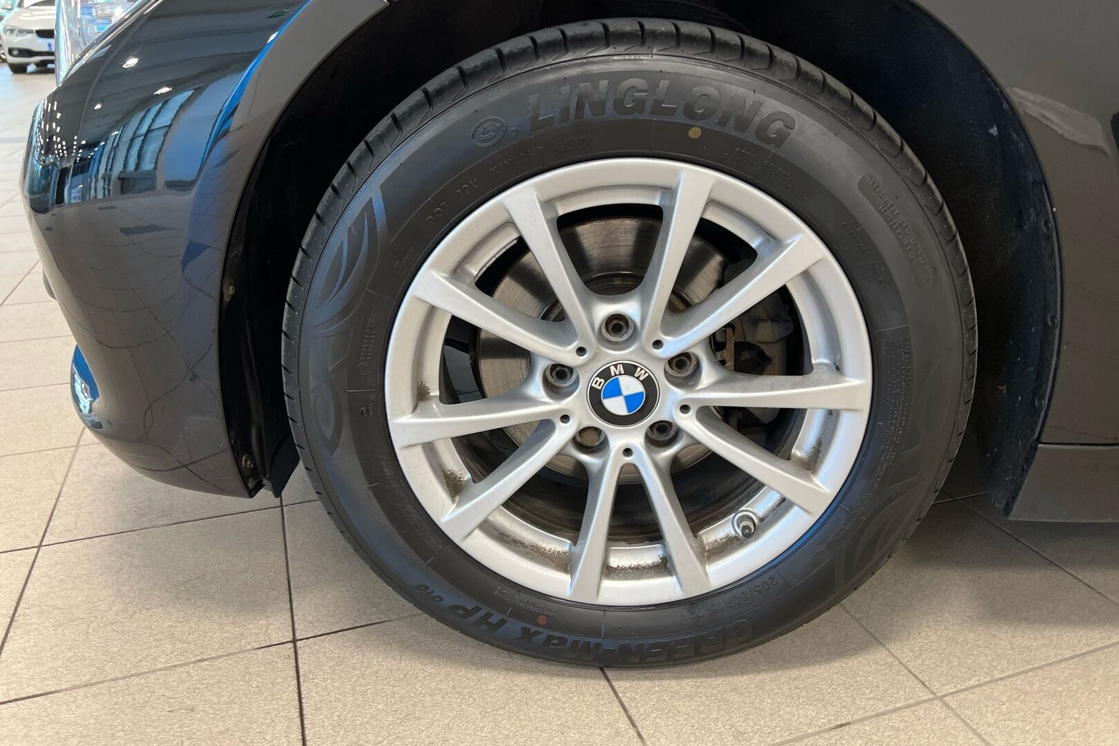 BMW 3-sarja iso kuva 11