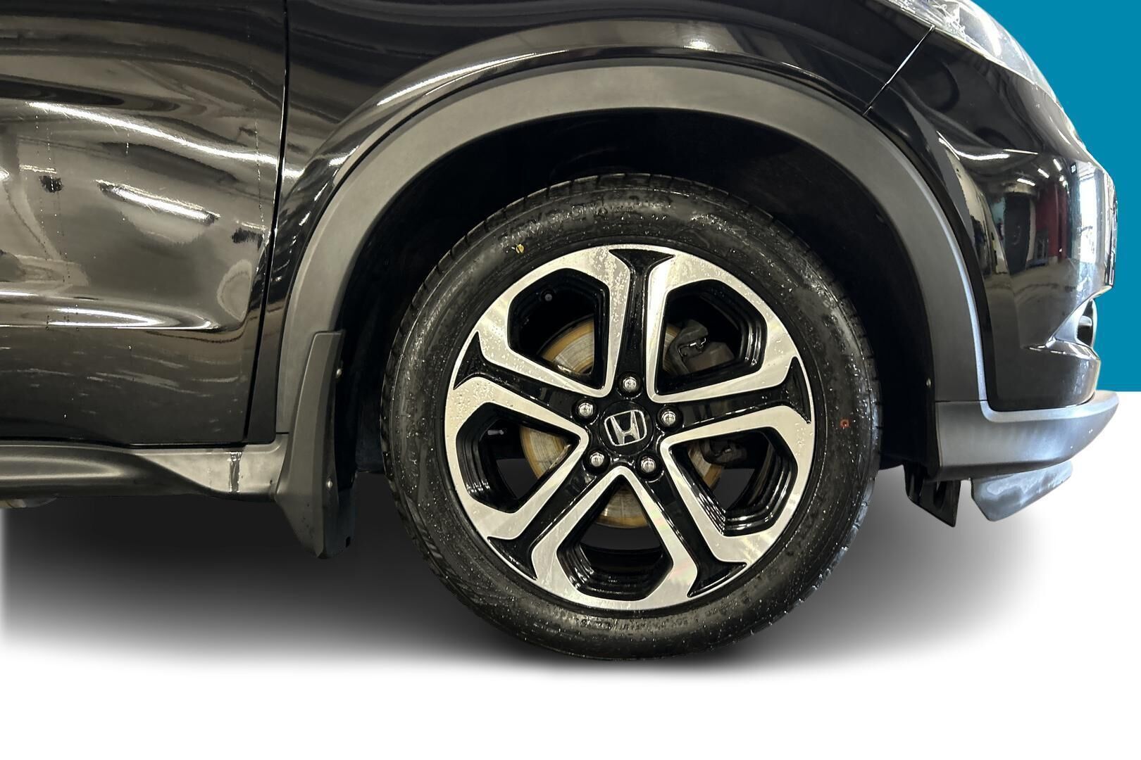 Honda HR-V iso kuva 13