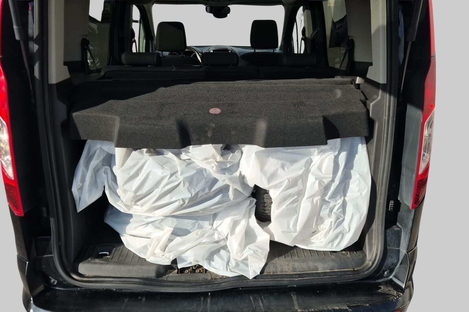 Ford Tourneo Connect iso kuva 12