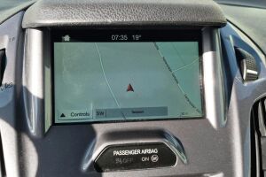 Ford Tourneo Connect esikatselu 15