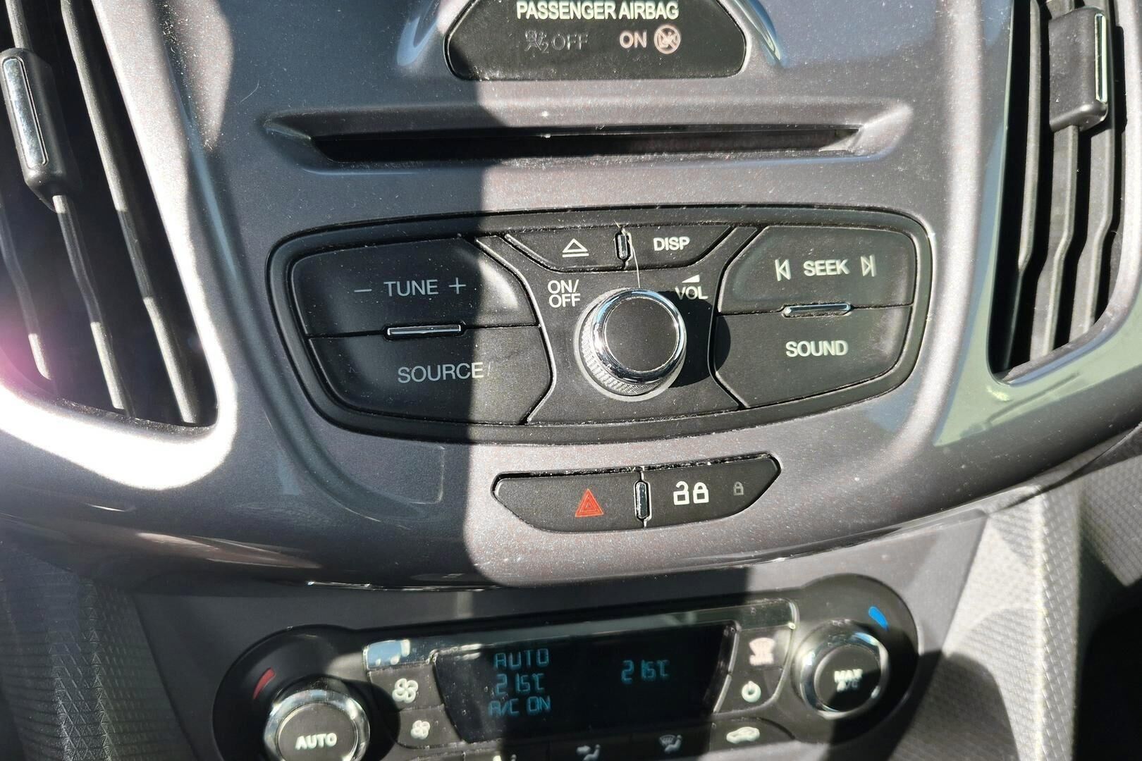 Ford Tourneo Connect iso kuva 16