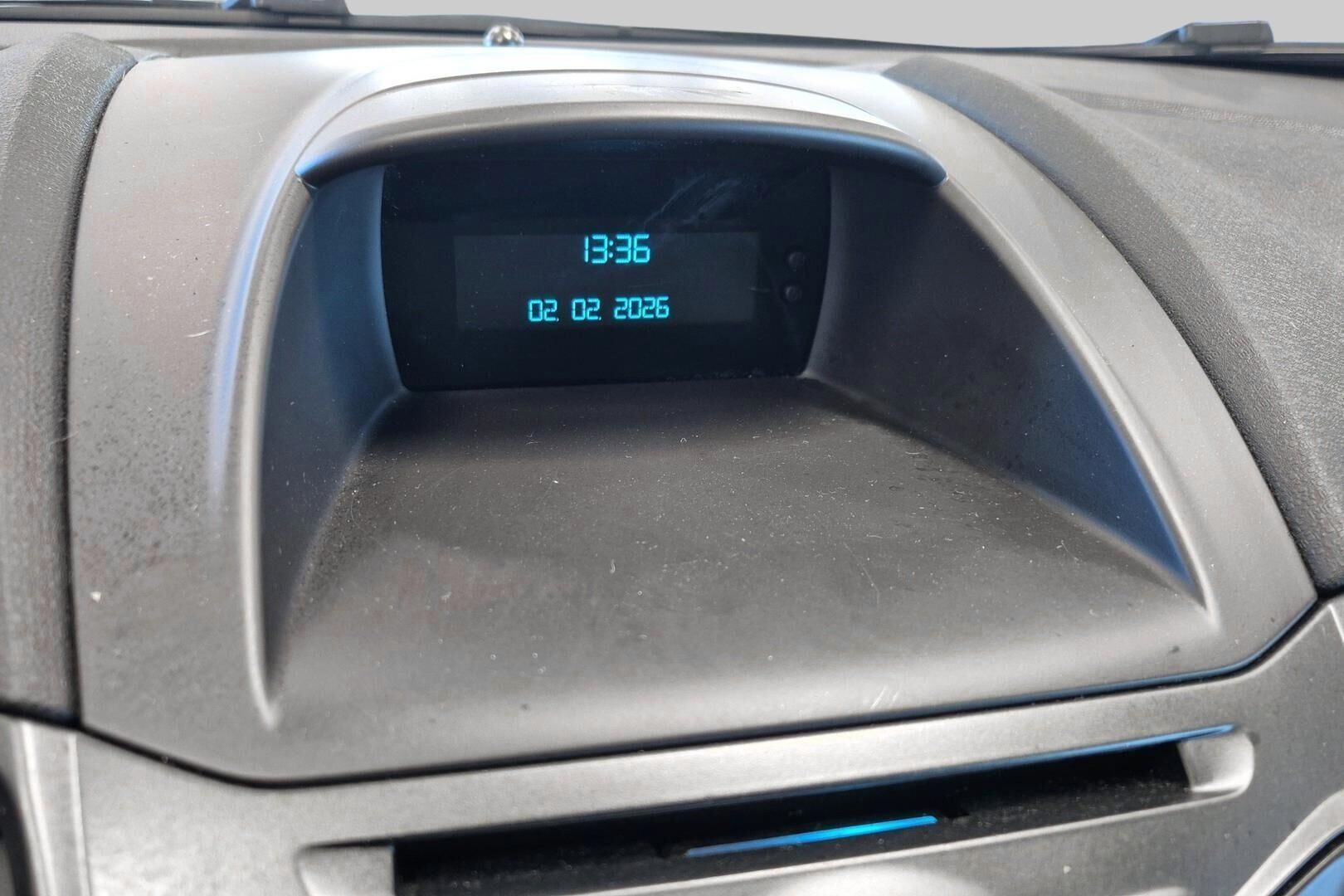 Ford Fiesta iso kuva 14