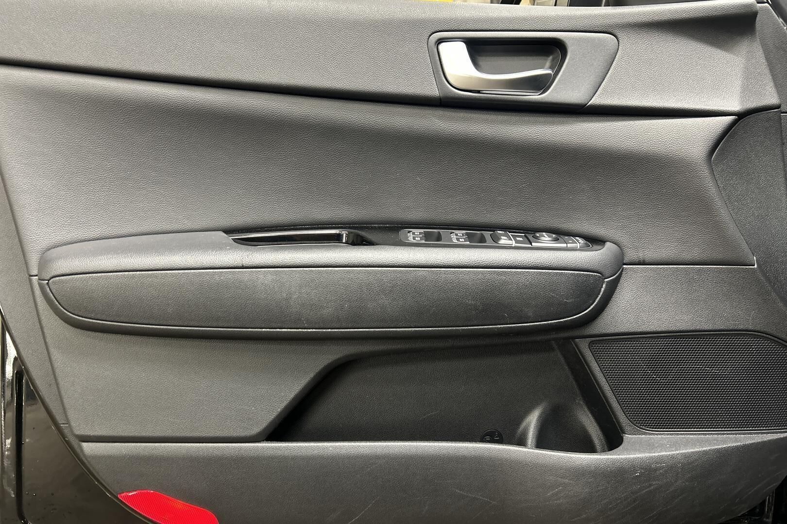 Kia Optima iso kuva 16