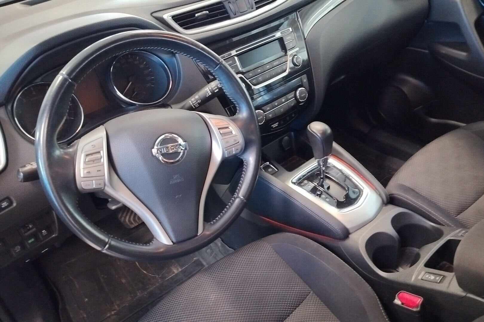 Nissan Qashqai iso kuva 1