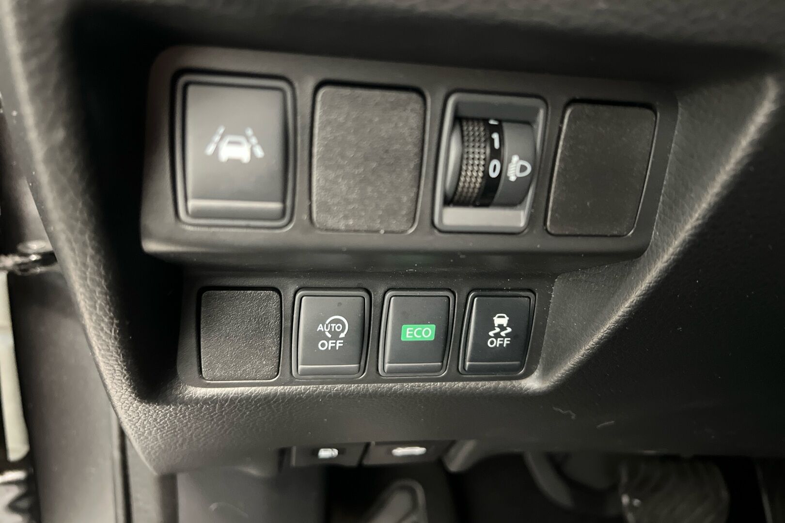 Nissan Qashqai iso kuva 18