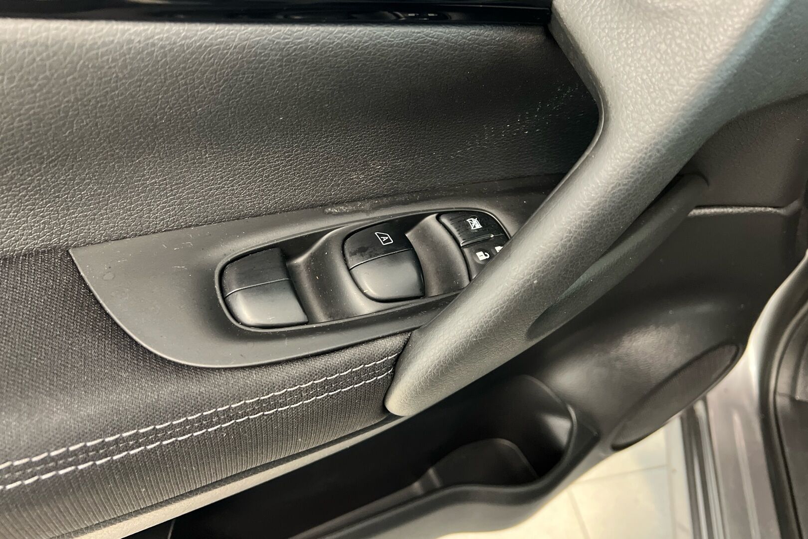 Nissan Qashqai iso kuva 19