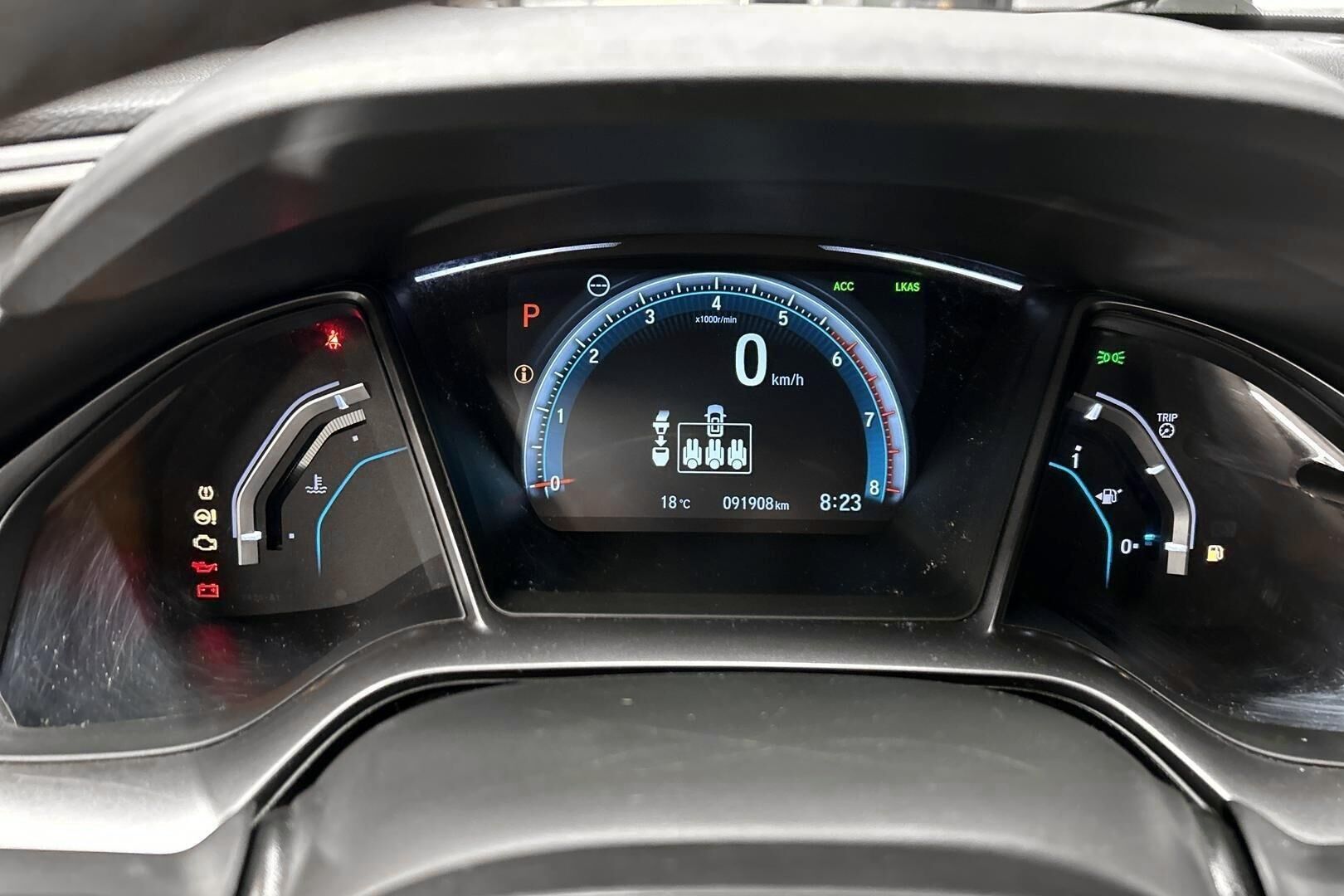 Honda Civic iso kuva 14