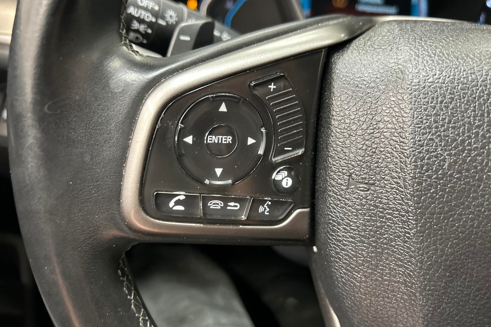 Honda Civic iso kuva 18