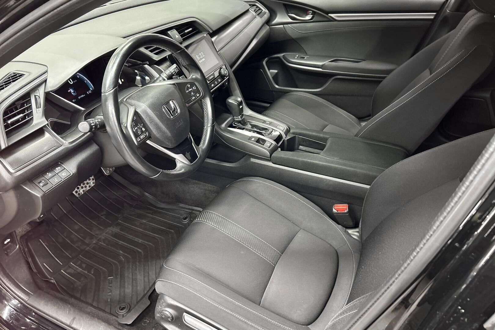 Honda Civic iso kuva 9