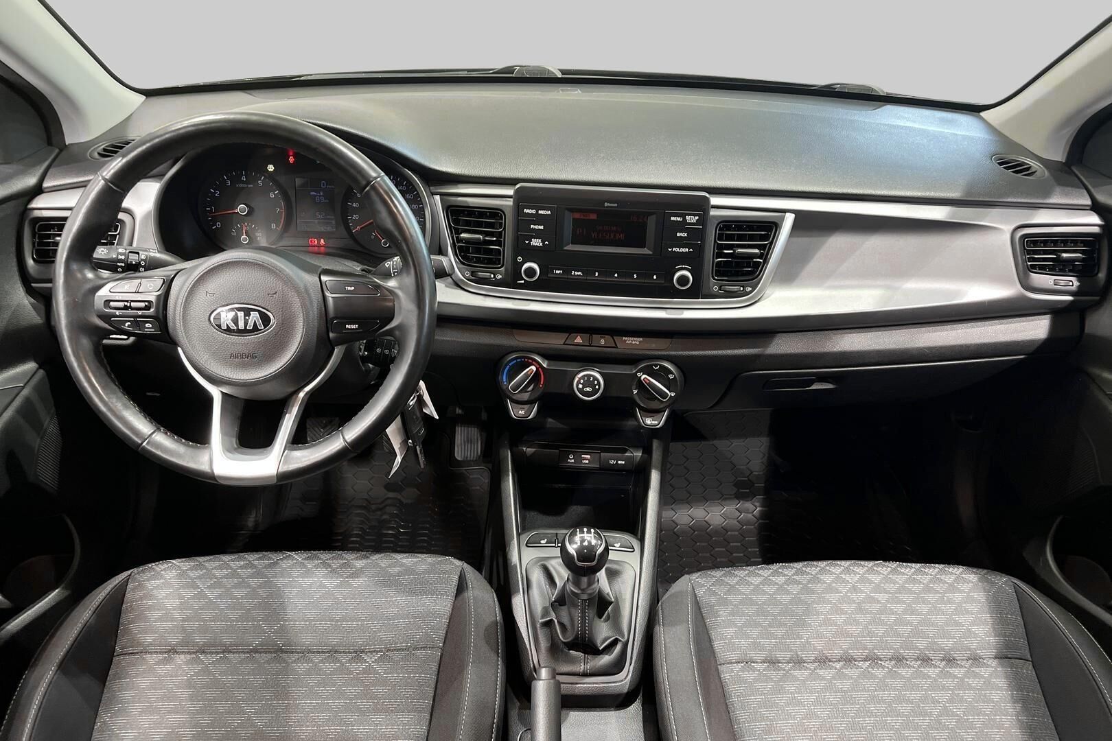 Kia Rio iso kuva 11