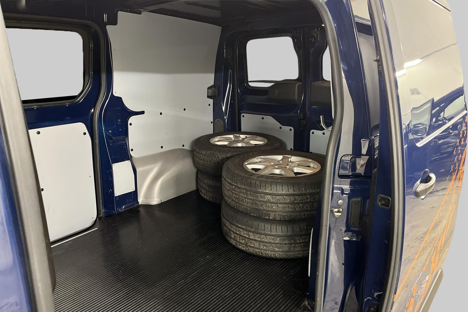 Toyota Proace iso kuva 10