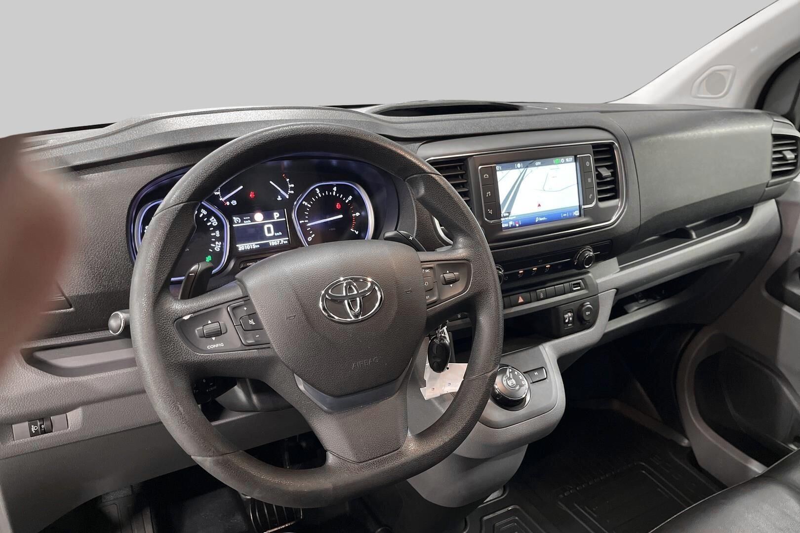 Toyota Proace iso kuva 11