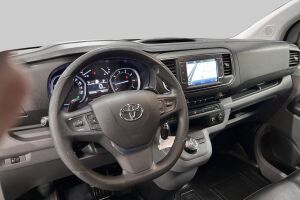 Toyota Proace esikatselu 11