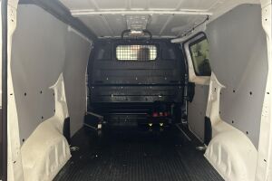 Toyota Proace esikatselu 10