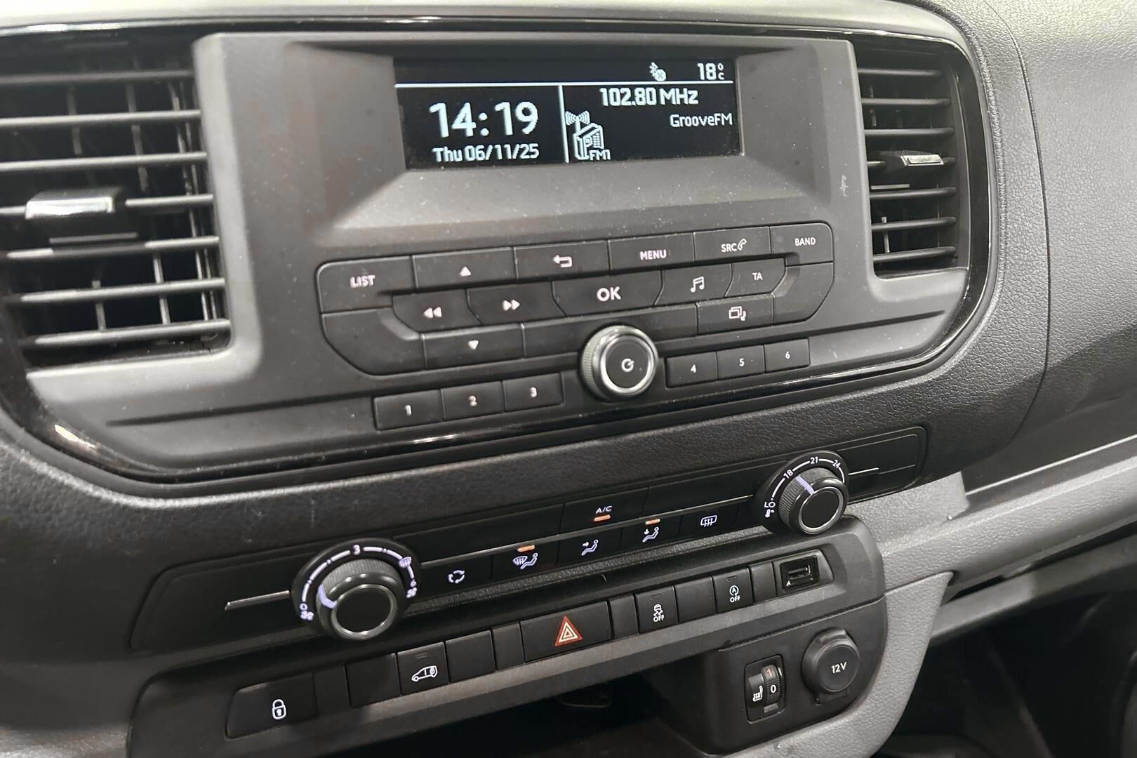 Toyota Proace iso kuva 19