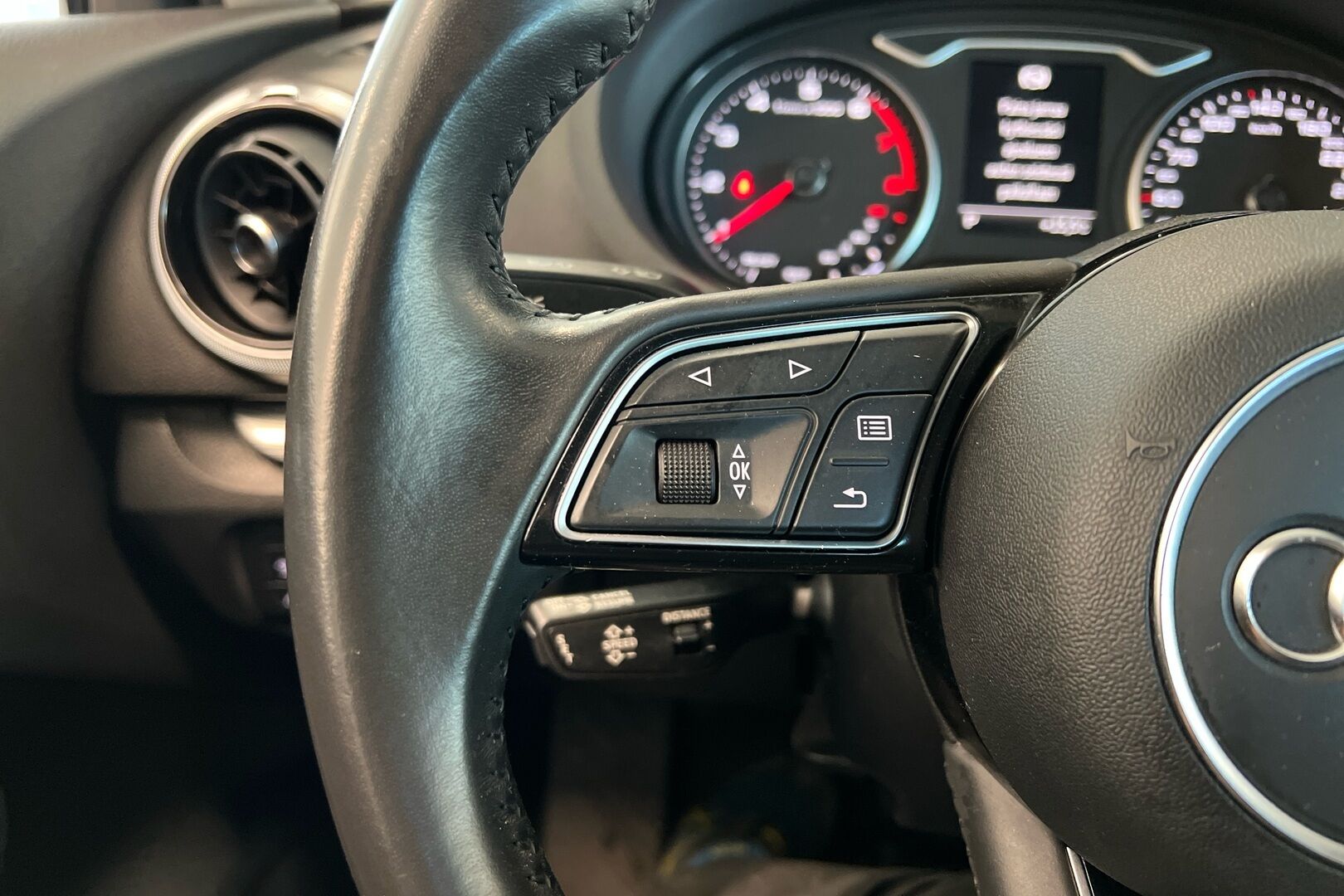 Audi A3 iso kuva 16