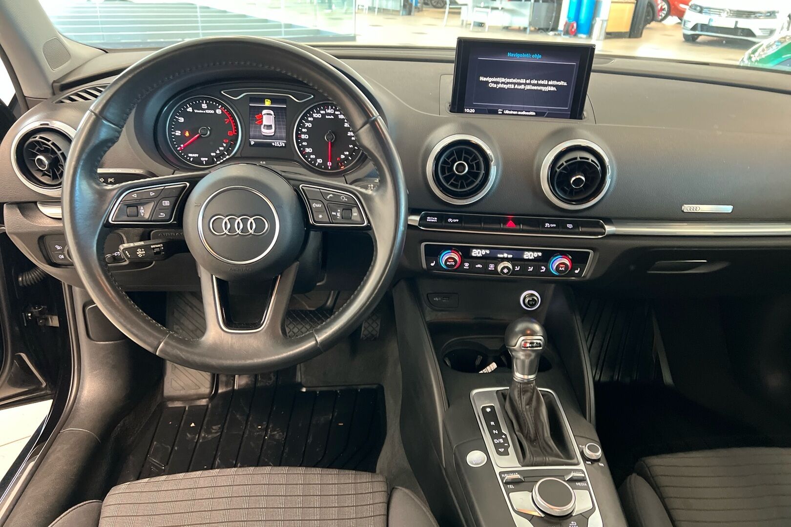 Audi A3 iso kuva 20