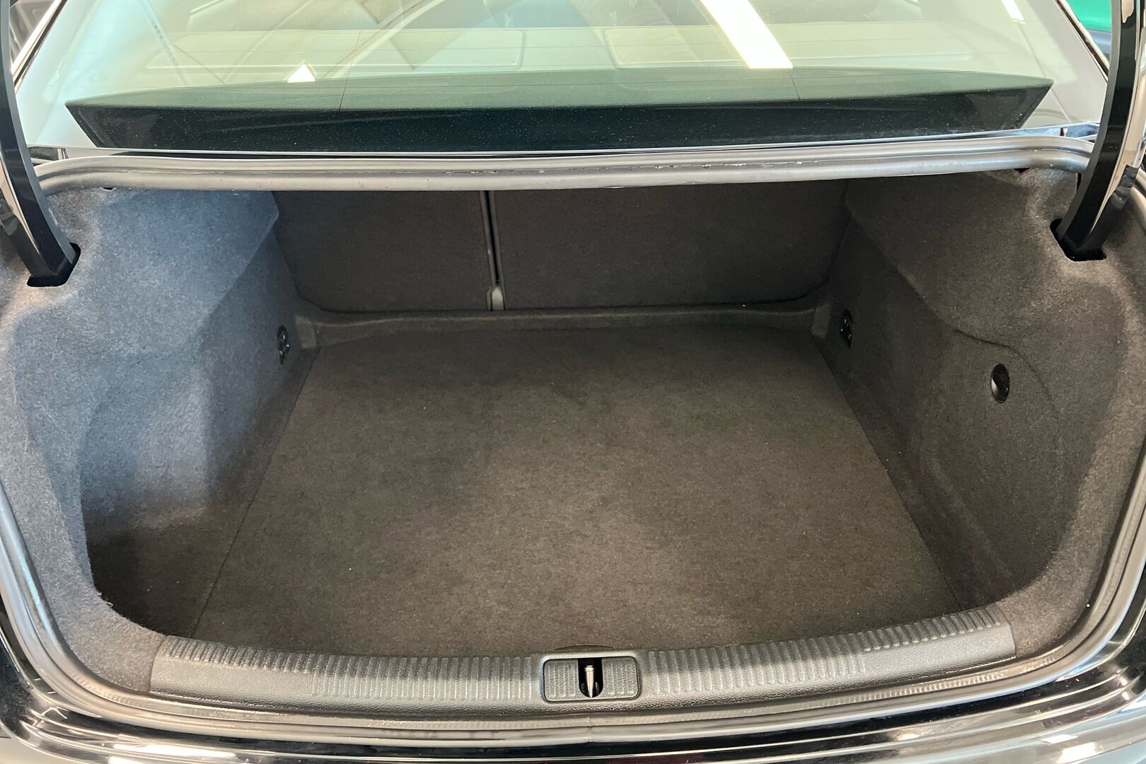 Audi A3 iso kuva 9