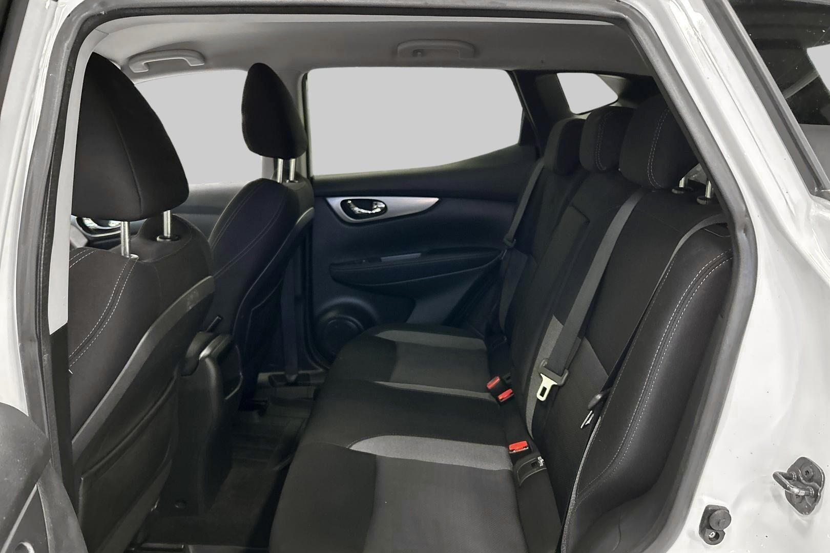 Nissan Qashqai iso kuva 10