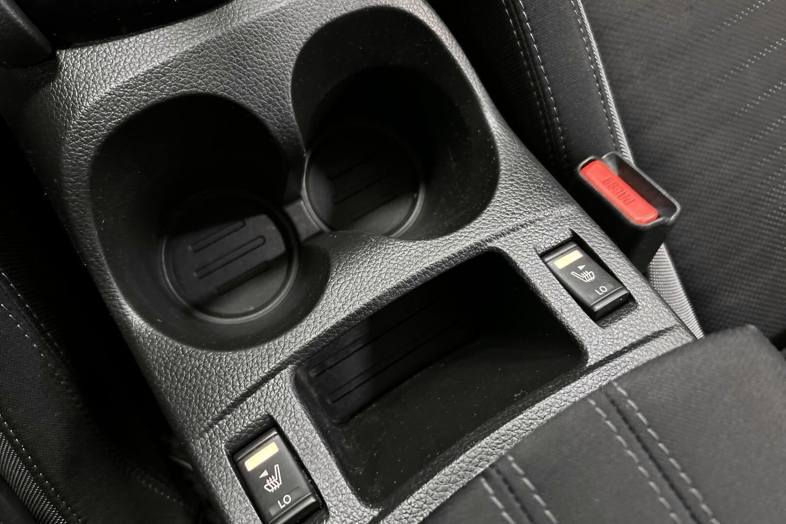 Nissan Qashqai iso kuva 16