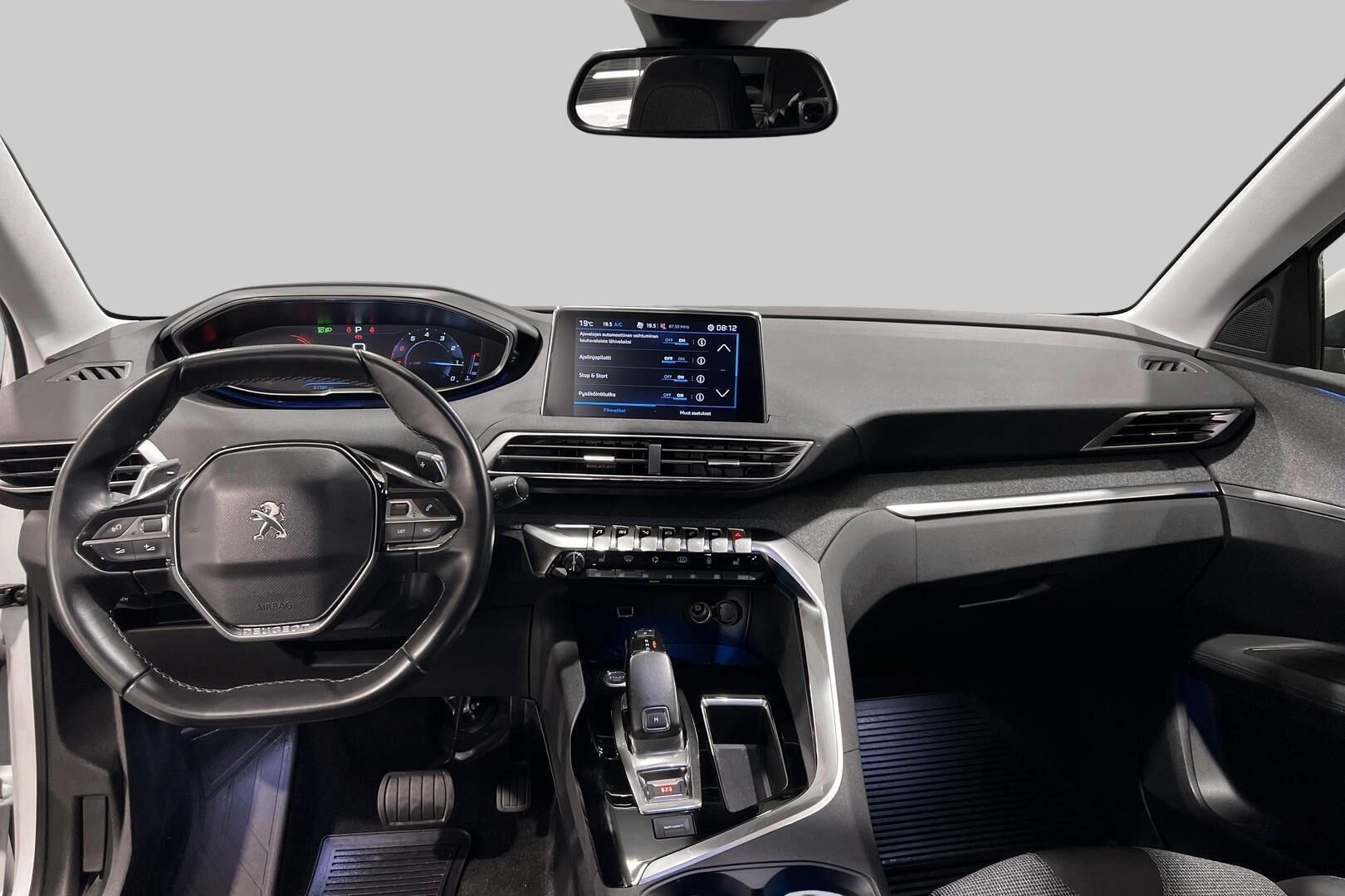 Peugeot 3008 iso kuva 6
