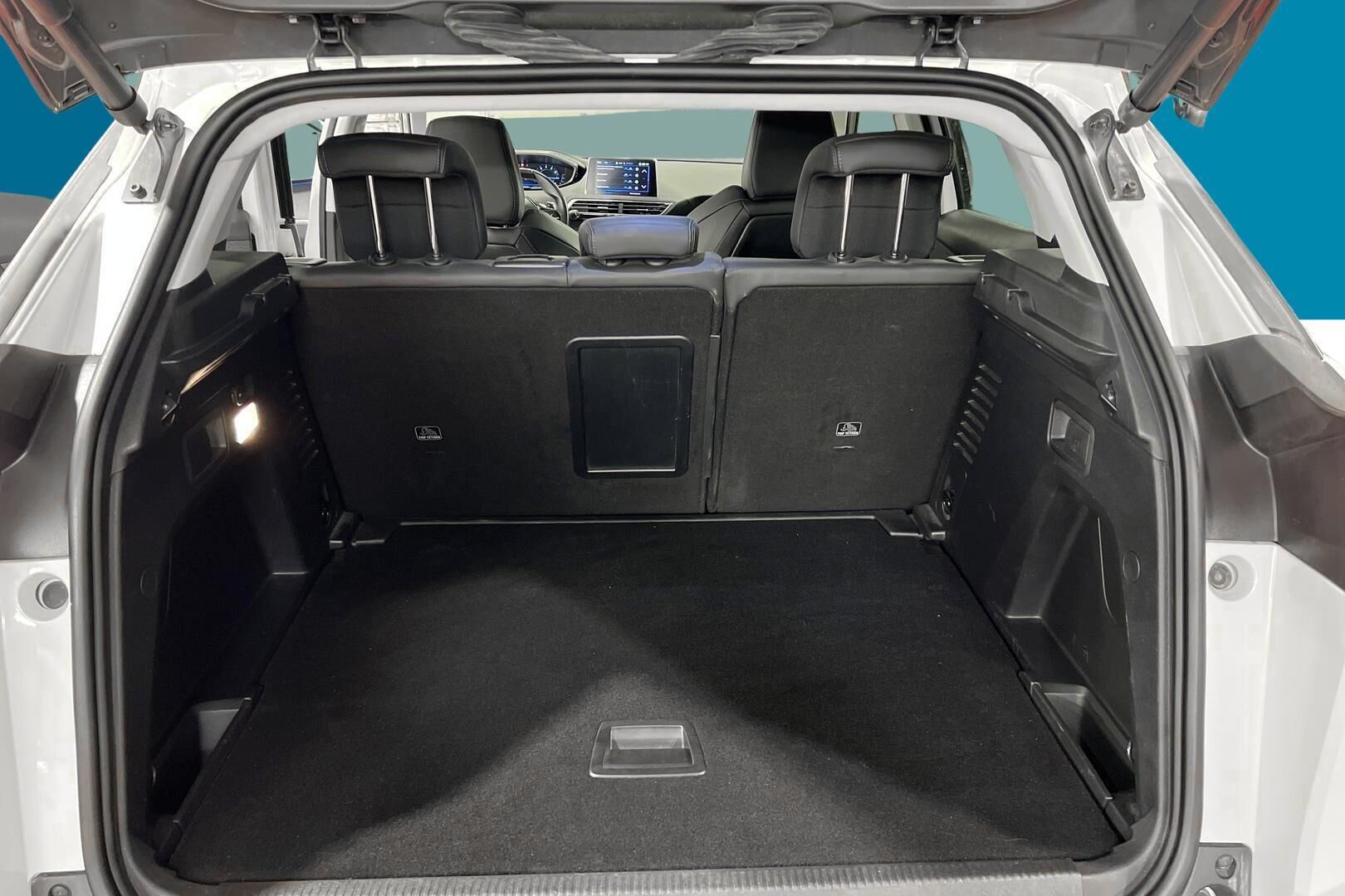 Peugeot 3008 iso kuva 7