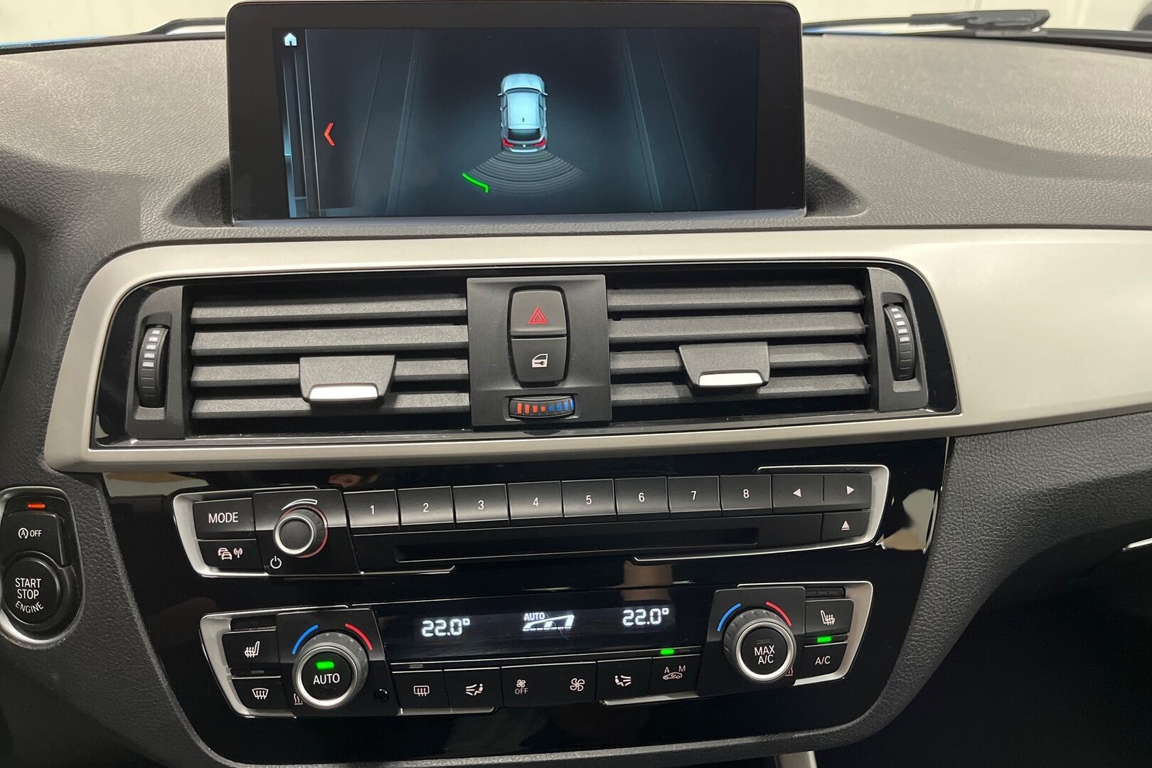 BMW 1-SARJA iso kuva 11