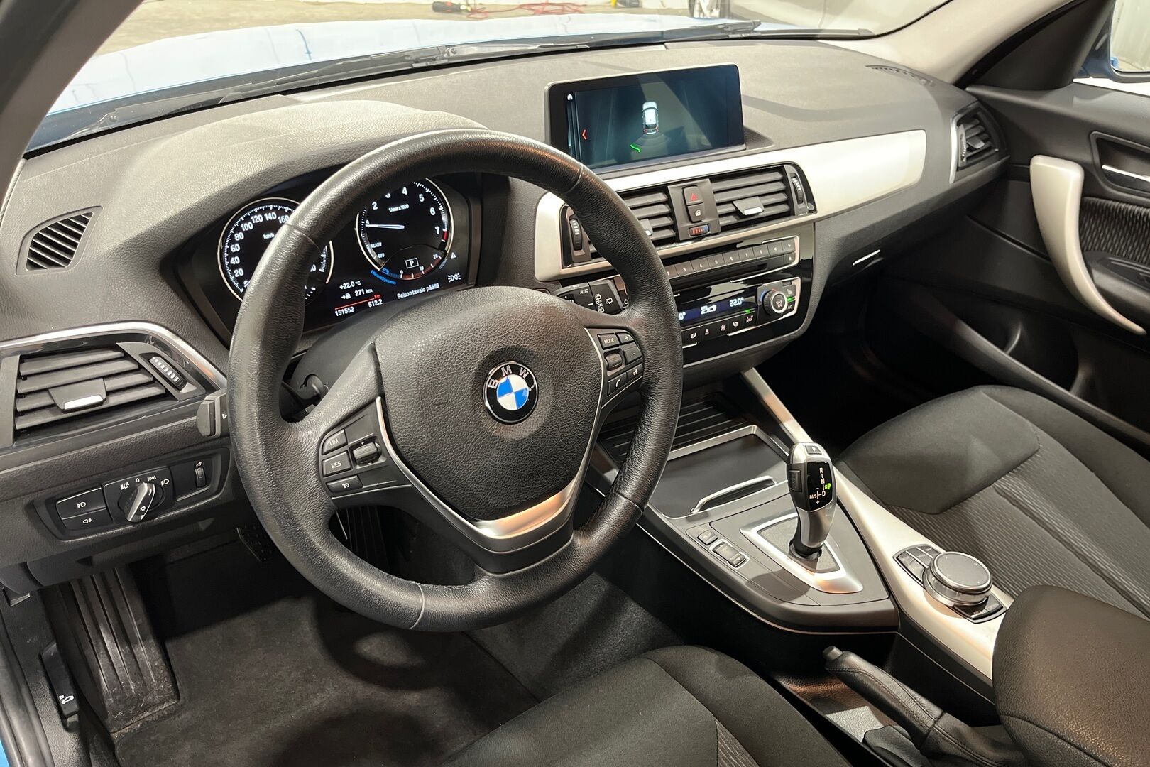 BMW 1-SARJA iso kuva 6