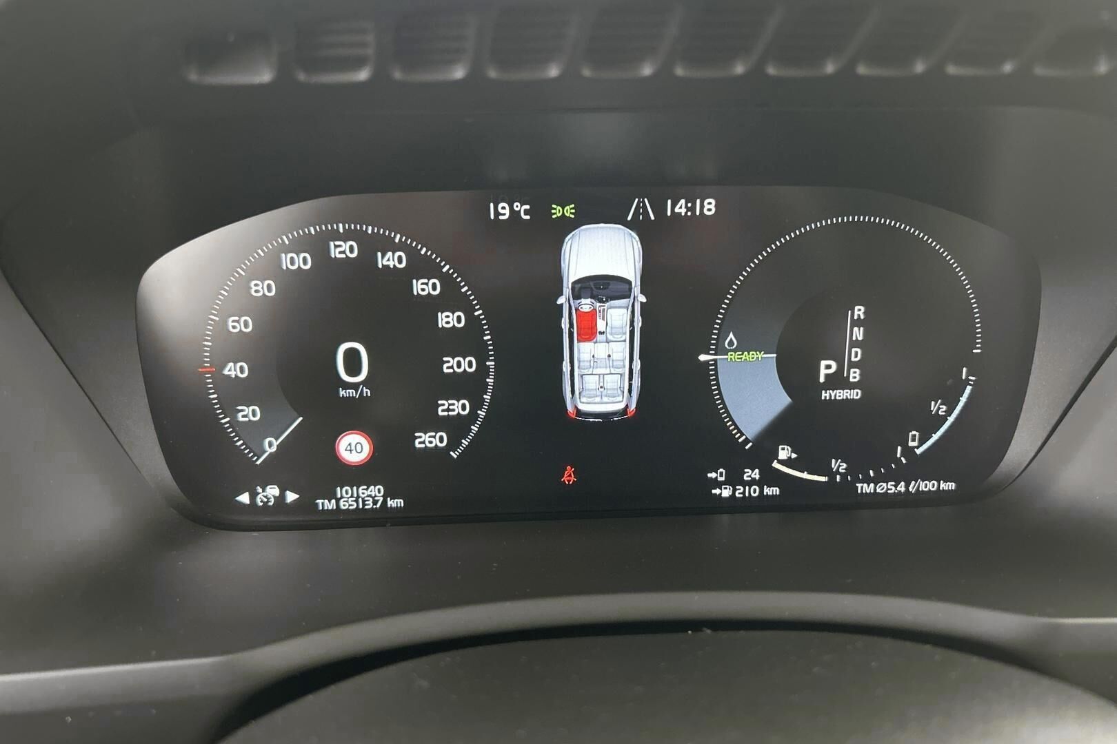Volvo XC90 iso kuva 15