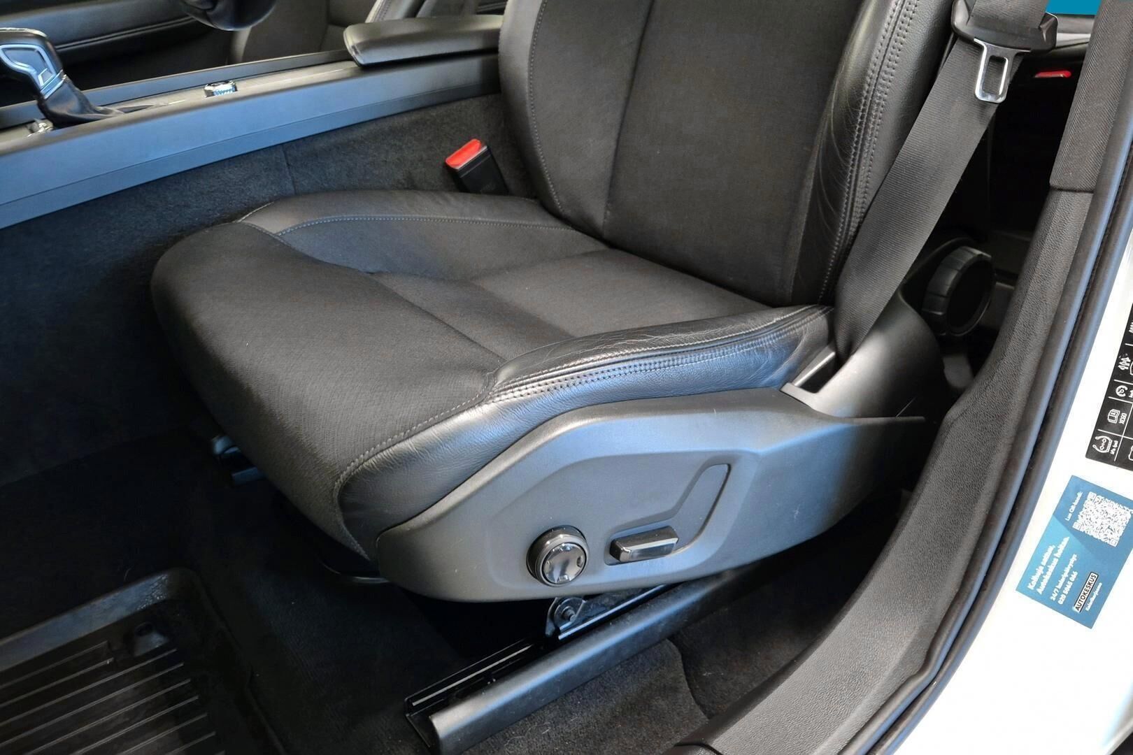 Volvo XC60 iso kuva 22