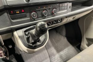 Volkswagen Transporter esikatselu 15
