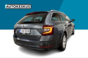 Skoda Octavia esikatselu 16