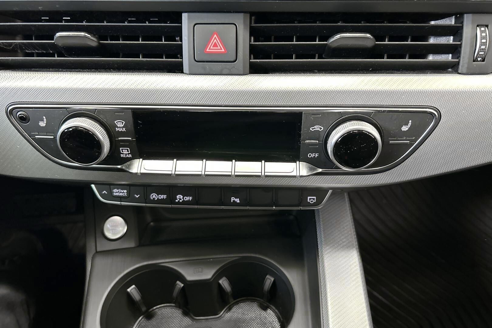 Audi A4 iso kuva 17