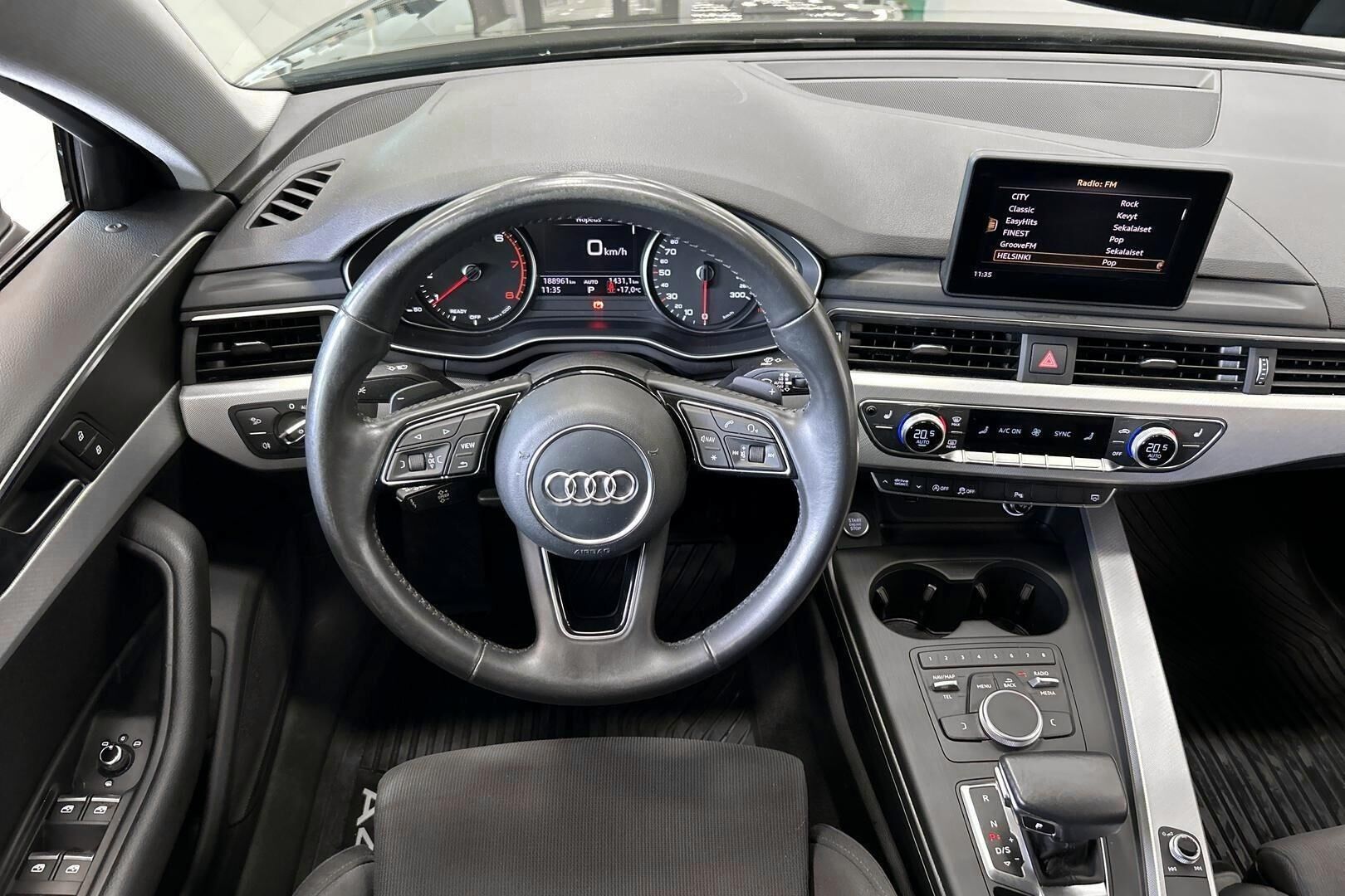 Audi A4 iso kuva 29